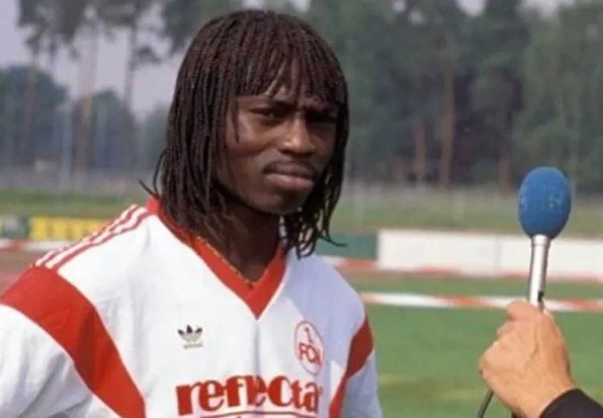 1994 yılında Avusturya Bundesliga'da gol kralı olan Souleyman Sane, o sene Leroy'un annesi Regina Weber ile evlendi.<br><br>