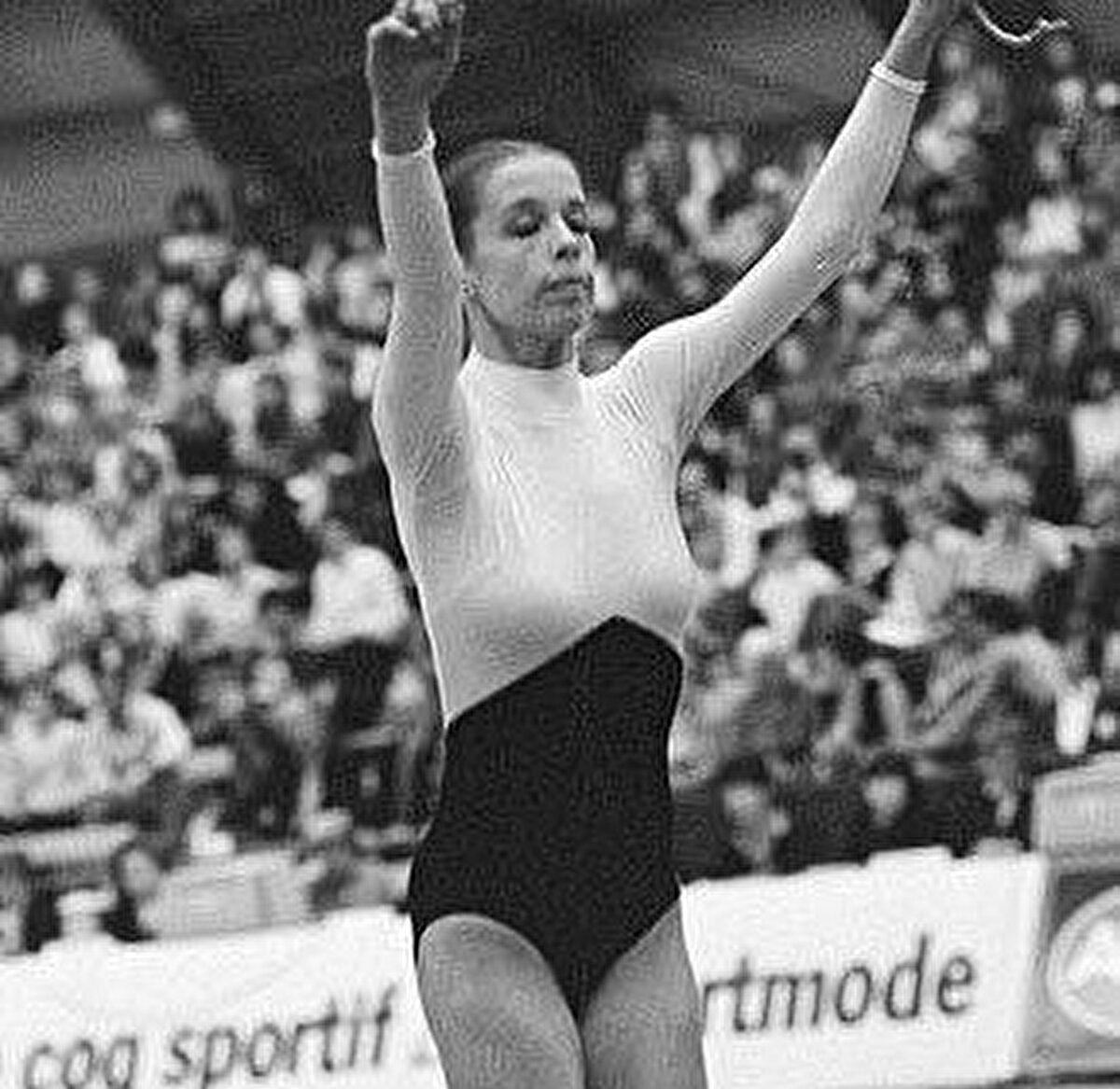 Weber, 1984'te Los Angeles'ta düzenlenen yaz olimpiyatlarında ritmik jimnastik dalında bronz madalyanın sahibi oldu. Weber, üzerinden 41 yıl geçmesine rağmen ritmik jimnastikte Almanya'nın hala tek madalyalı sporcusu olarak yer alıyor.<br><br>