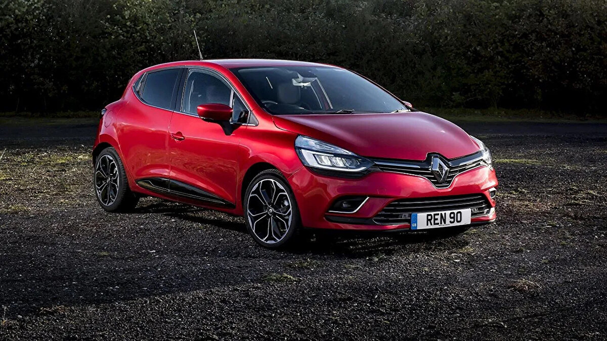 4. RENAULT CLİO — 613.830 ADET