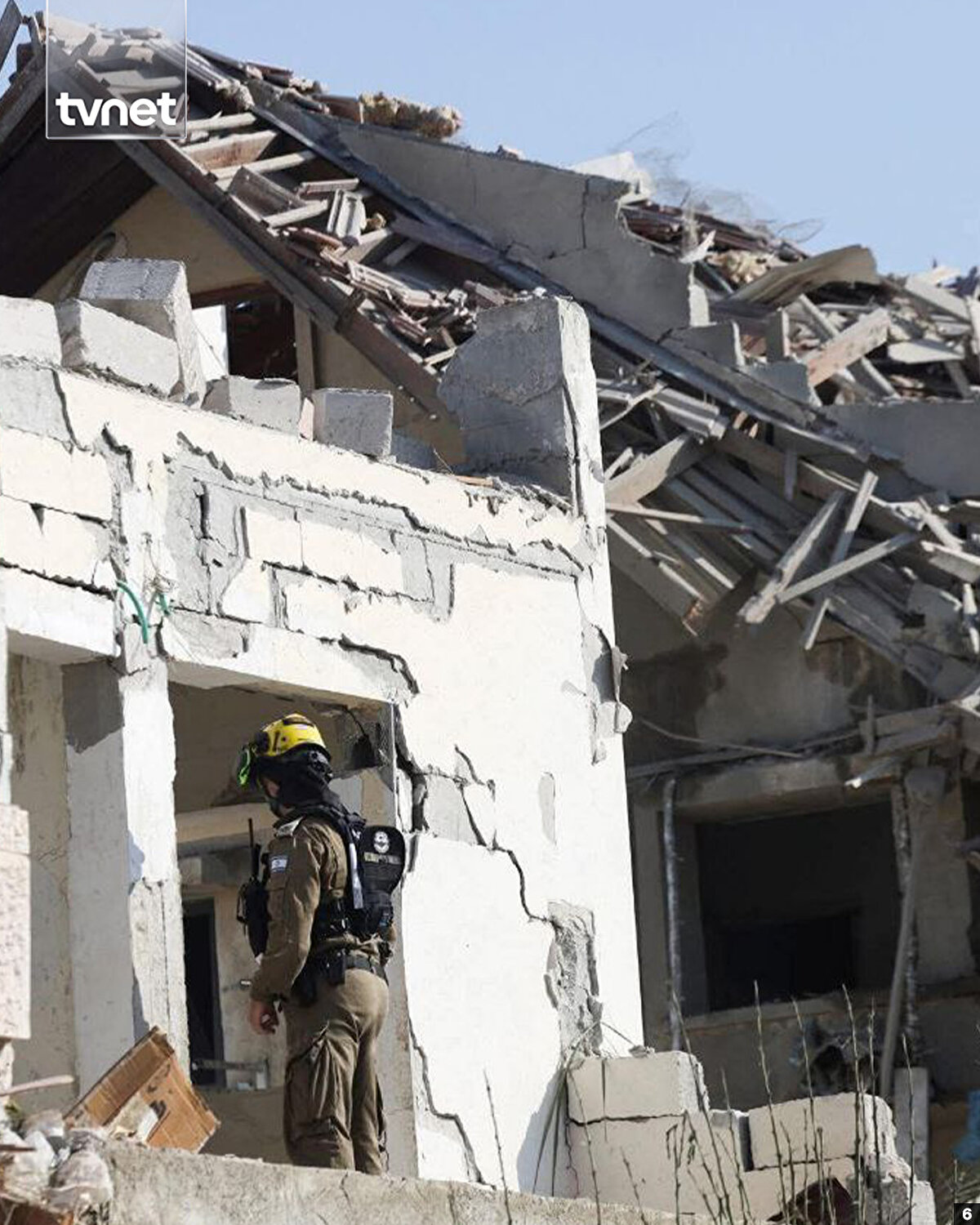İran’ın gece saatlerinde başlattığı füze saldırıları sonrası Tel Aviv’de büyük yıkım meydana geldi.