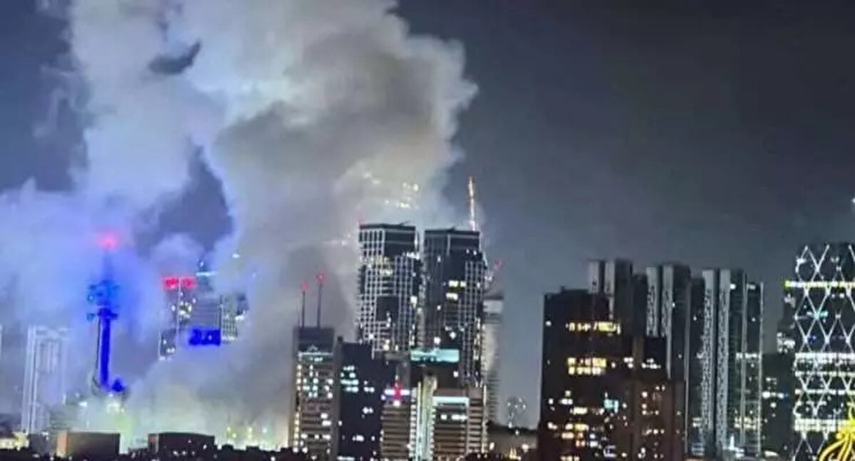 AKILLARA EN FAZLA BALİSTİK FÜZESİ OLAN ÜLKELERİ GETİRDİ!<br><br> <br><br>Dünya genelinde balistik füze kapasitesine sahip ülkeler arasında İsrail ve İran, son yıllarda dikkat çeken iki önemli aktör olarak öne çıkmaktadır. Bu iki ülke arasındaki gerilim, balistik füze teknolojisinin savaş alanında nasıl kullanıldığını gözler önüne sermektedir.<br><br> <br><br>İsrail ve İran arasındaki son çatışmalar, balistik füzelerin stratejik önemini bir kez daha ortaya koymuştur.