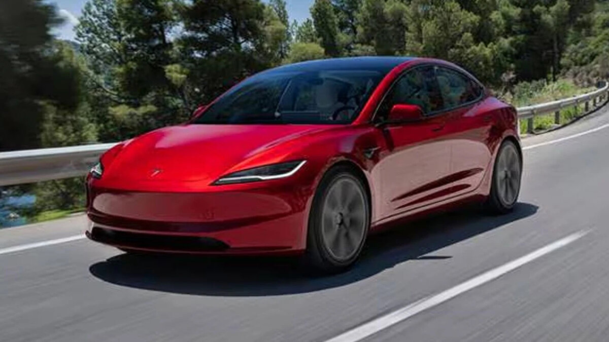 Yıl 2025 ve halen otomobil satın alırken kullanıcıların kafasında soru işaretleri oluşabiliyor.  Yurt dışı otomobil sitesi InsideEVs, 2025’te satın alınması gereken en iyi elektrikli otomobillerin listesini paylaştı.<br><br>