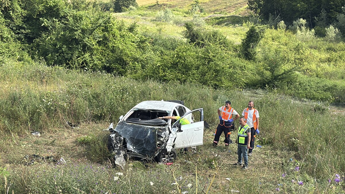 İhbar üzerine bölgeye jandarma, sağlık ve itfaiye ekipleri sevk edildi.
