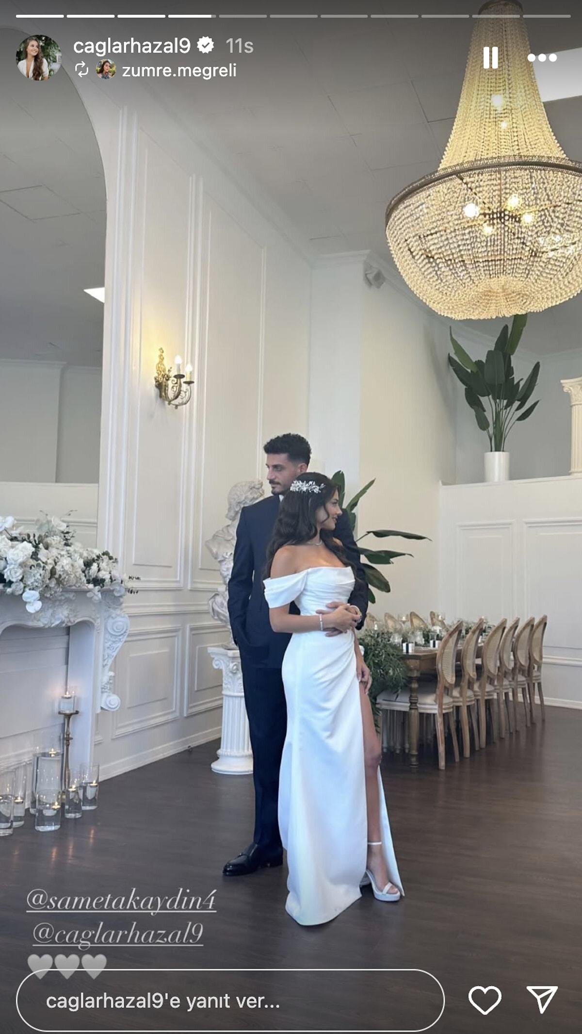 Törende Hazal Çağlar’ın zarif tarzı kadar Samet Akaydın’ın heyecanı da dikkatlerden kaçmadı. Şimdi gözler düğün tarihine çevrildi. Ne zaman, nerede gerçekleşeceği henüz açıklanmadı ancak çiftin bu mutlu yolculuğu şimdiden sosyal medyada ilgiyle takip ediliyor.