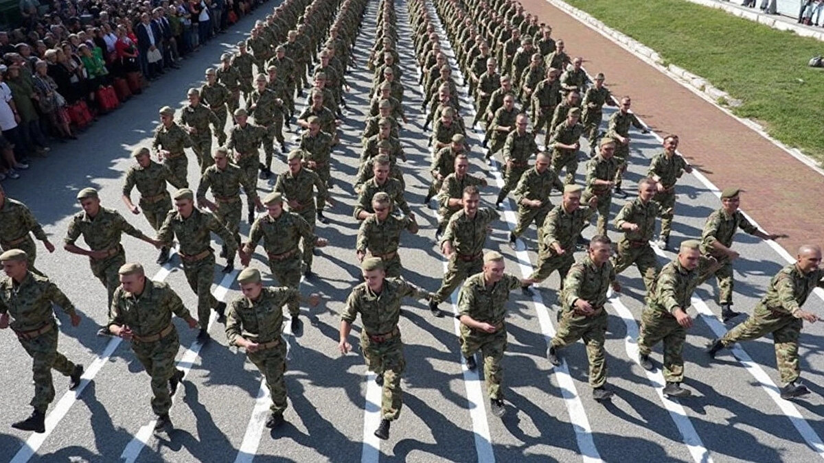 Net rakam ne zaman açıklanacak?<br><br>Kesin bedelli askerlik ücreti, Türkiye İstatistik Kurumu’nun (TÜİK) açıklayacağı haziran ayı enflasyon verisinin ardından belirlenecek. Son karar ise Milli Savunma Bakanlığı tarafından resmi olarak duyurulacak.