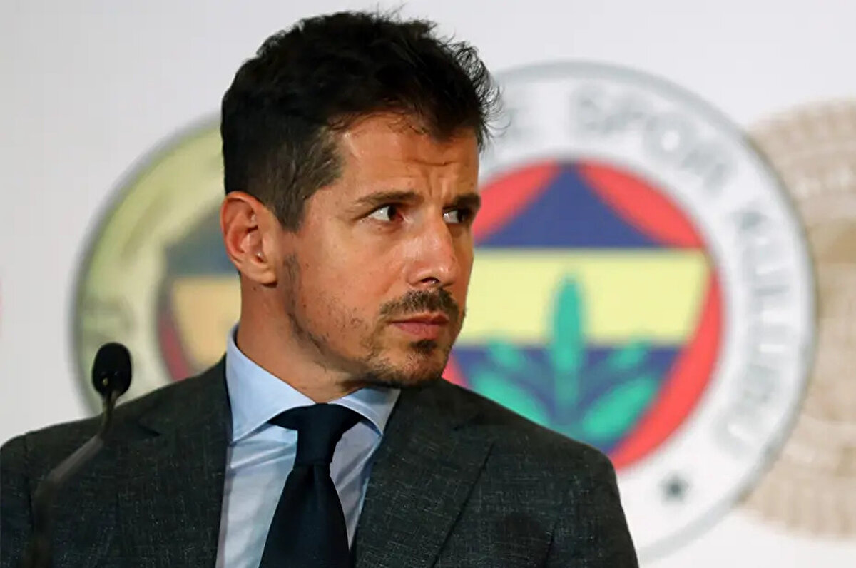 Bir gün teknik direktör olarak Fenerbahçe taraftarıyla birlikte bunu deneyimleyeceğim. Hiç şüphem yok."<br>