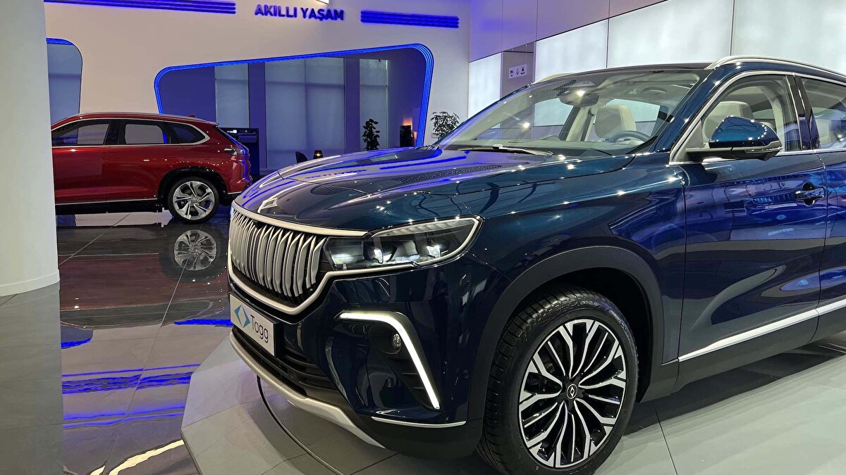 Togg T10X V2 modelinin fiyatı ne kadar?<br>Togg T10X V2 modeli şu anda 1 milyon 830 bin TL olarak satışta.