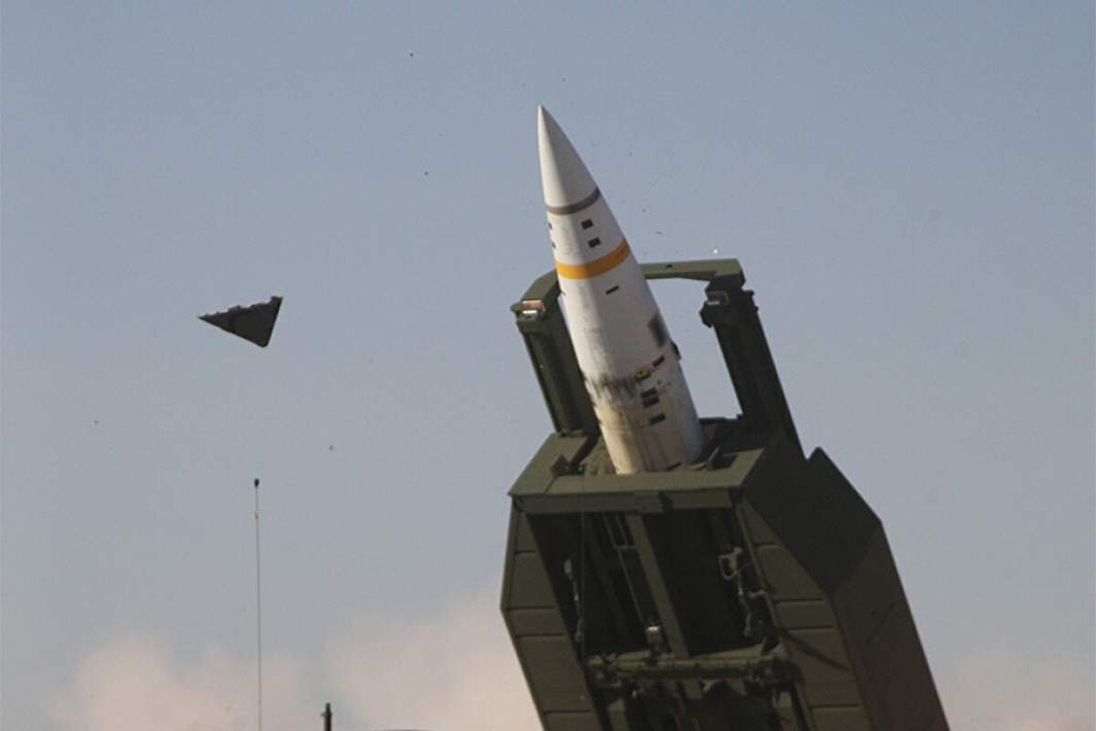 8. HyStrike / Tactically Responsive Launch (ABD)<br>💥 Hız: Mach 6+<br>🎯 İsabet Yeteneği: <5 metre<br>💬 ABD’nin DARPA destekli projesi, kısa hazırlık süresiyle fırlatılabilen taktik hipersonik mühimmat.