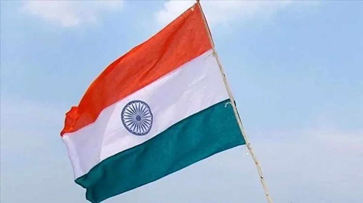 7- HİNDİSTAN<br><br><br>S-400, Akash, Barak-8