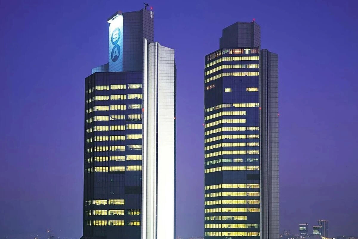 17 - Hacı Ömer Sabancı Holding A.Ş. (SAHOL)<br>169 milyar 920 milyon 400 bin TL