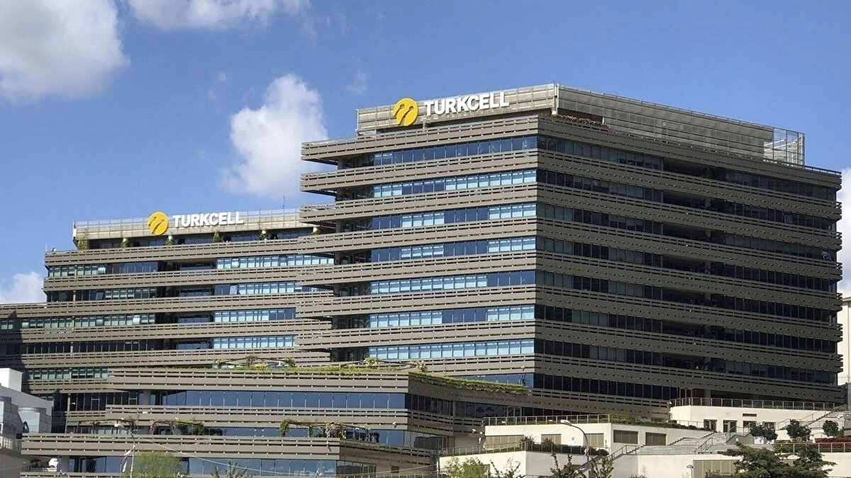 14 - Turkcell İletişim Hizmetleri A.Ş. (TCELL)<br>203 milyar 500 milyon TL