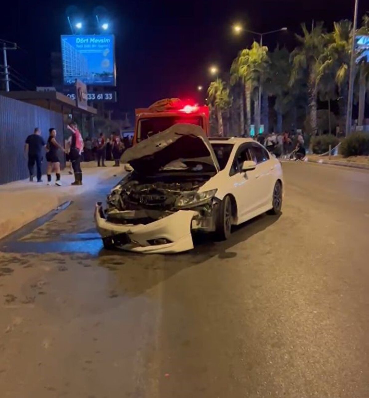 Kaza, Mersin-Antalya D-400 karayolunda Erdemli ilçesi Arpaçbahşiş Mahallesi sınırlarında meydana geldi. 