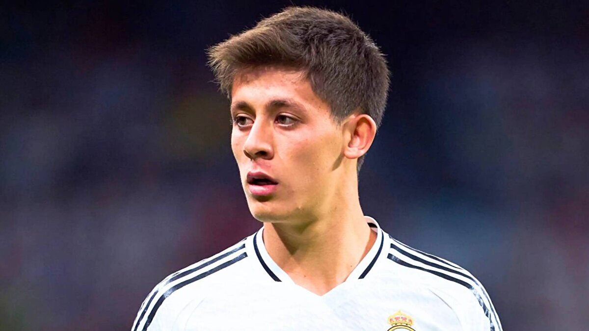 14 gol katkısı<br><br>Yıldız futbolcu geçen sezon Real Madrid formasıyla tüm kulvarlarda 43 maça çıktı. Arda Güler, söz konusu 43 karşılaşmada 5 gol atarken 9 da asist yaptı.