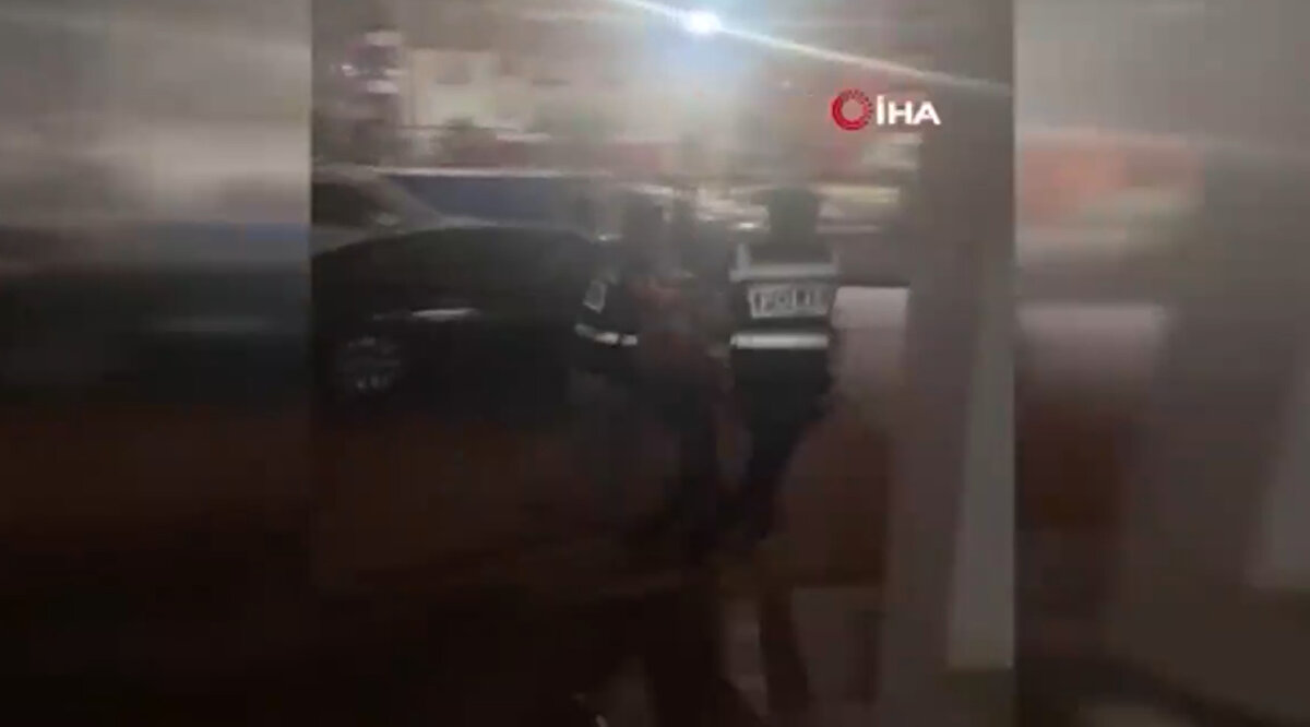 4 yıl önce başlayan husumet<br><br>Sabah'ta yer alan habere göre ikinci kez karşılaştıklarında ise bu kez Adnan Pekgöz, Aziz Asma'ya yumrukladı.Olay, ailelerin araya girmesiyle büyümeden kapatıldı. Ancak bu olayı unutmayan Aziz Asma, 4 yıl boyunca içinde büyüttüğü kinle Adnan Pekgöz'ü öldürmeye karar verdi.