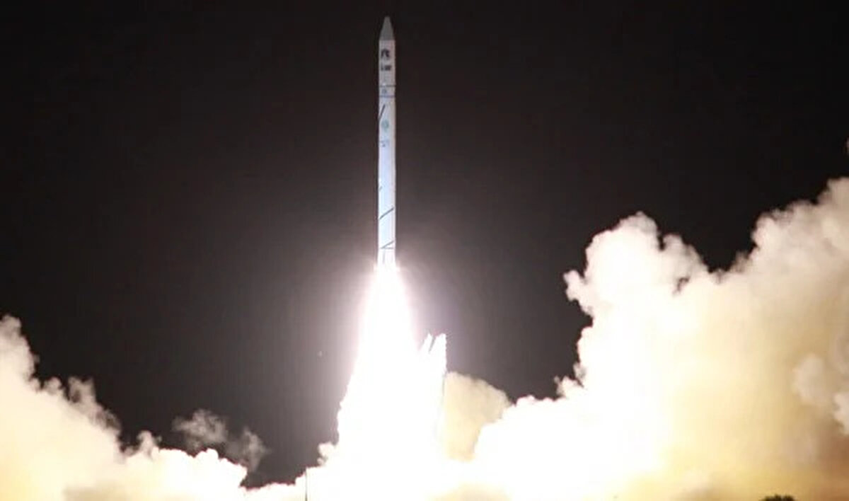 Jericho III (İsrail)<br>Tür: Balistik füze<br><br>Menzil: ~4.800–6.500 km<br><br>Başlık: Nükleer taşıyabilir (resmen doğrulanmasa da kabul edilir)<br><br>Özellik: Uzak hedeflere stratejik tehdit<br><br>Not: İsrail’in nükleer üçlüsünün kara bacağı.