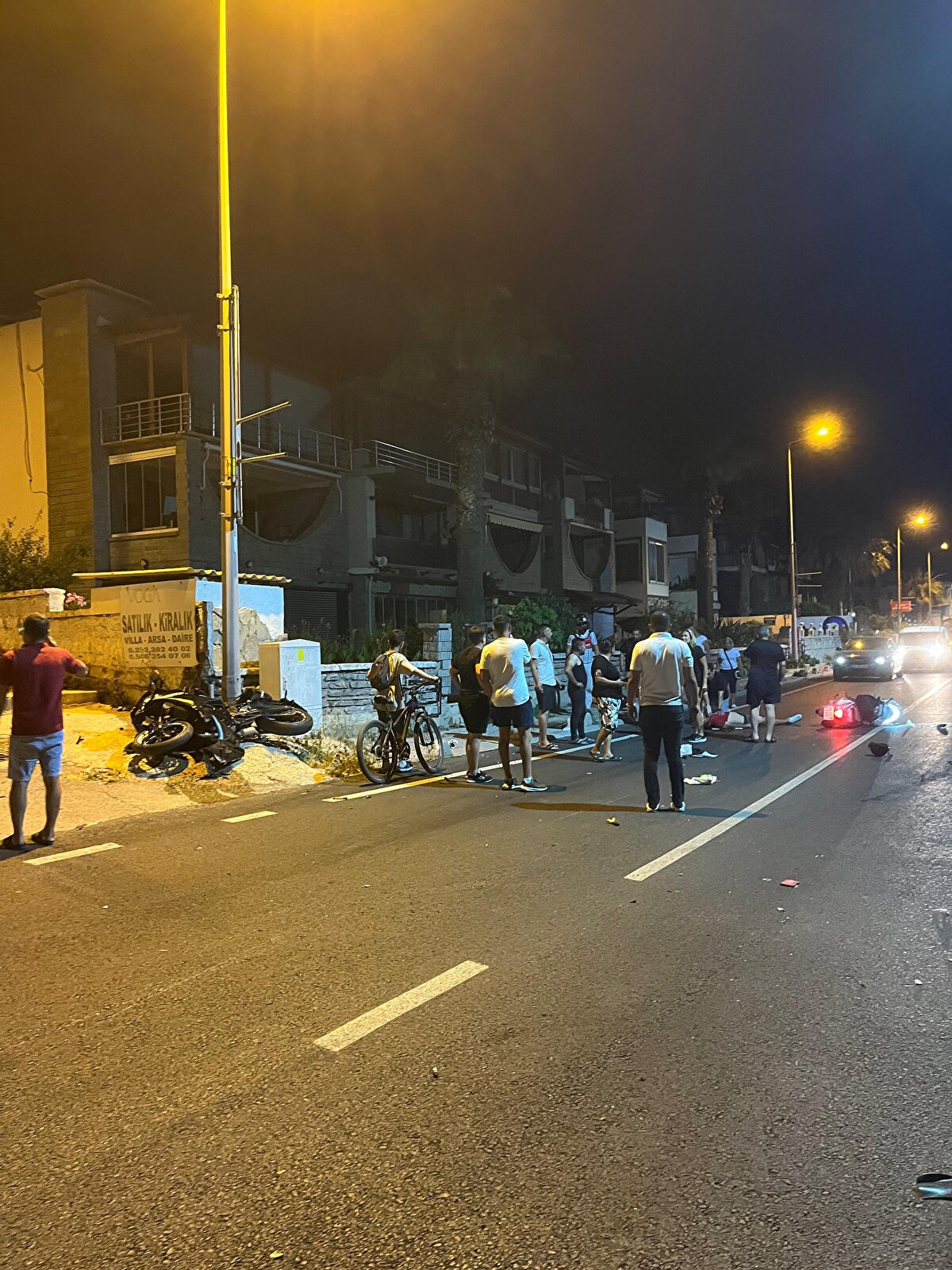 Jandarma ekipleri kaza ile ilgili inceleme başlattı.