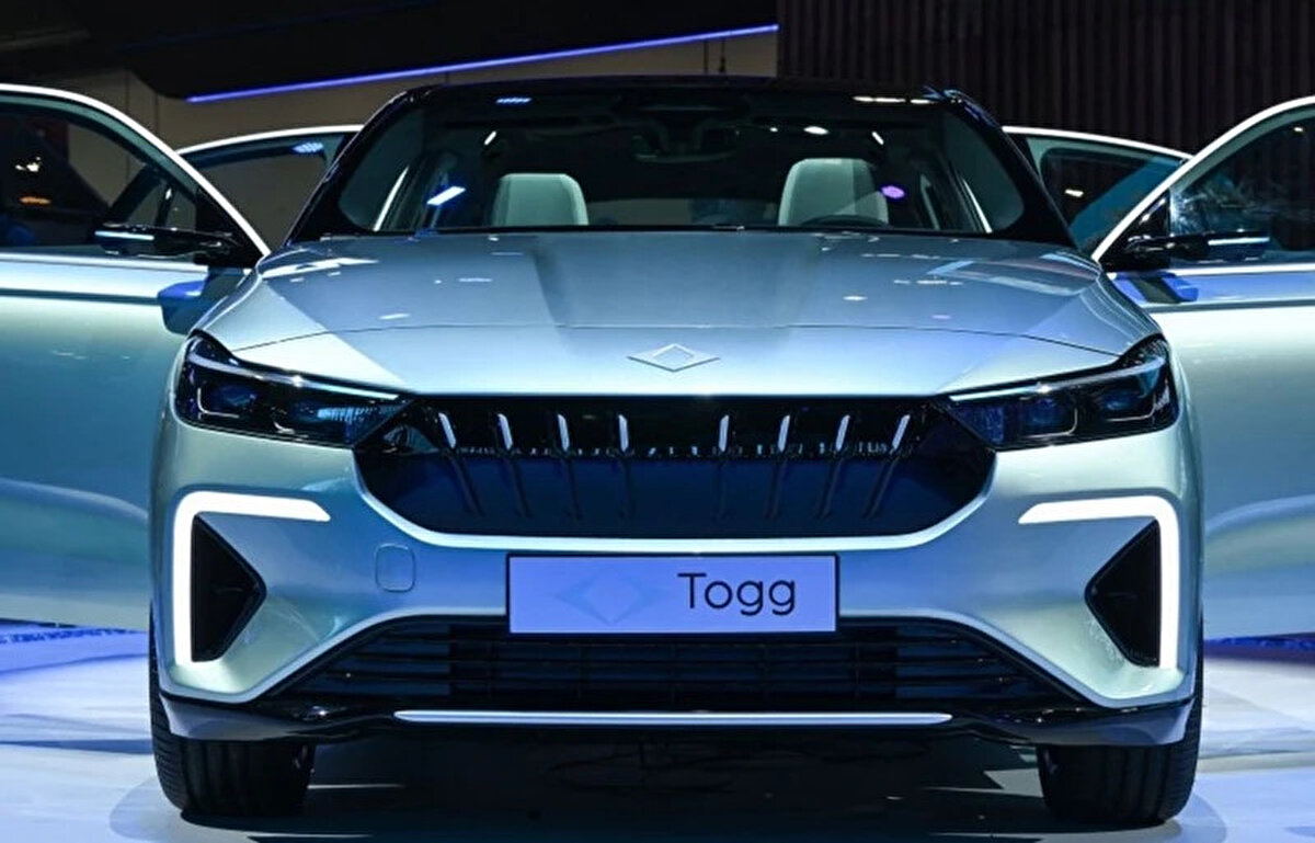 Bu finansman modeliyle sadece 500 bin TL peşinat ile TOGG T10F sahibi olmak mümkün olacak. Faiz oranlarının ise önümüzdeki günlerde TOGG tarafından net bir şekilde duyurulması bekleniyor.