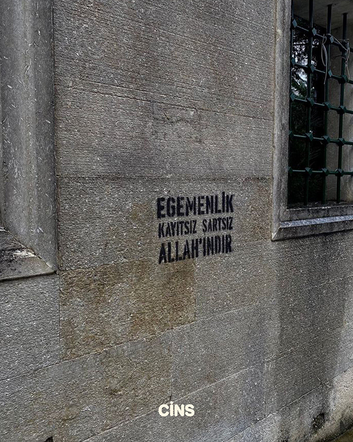 Egemenlik kayıtsız şartsız Allah'ındır 