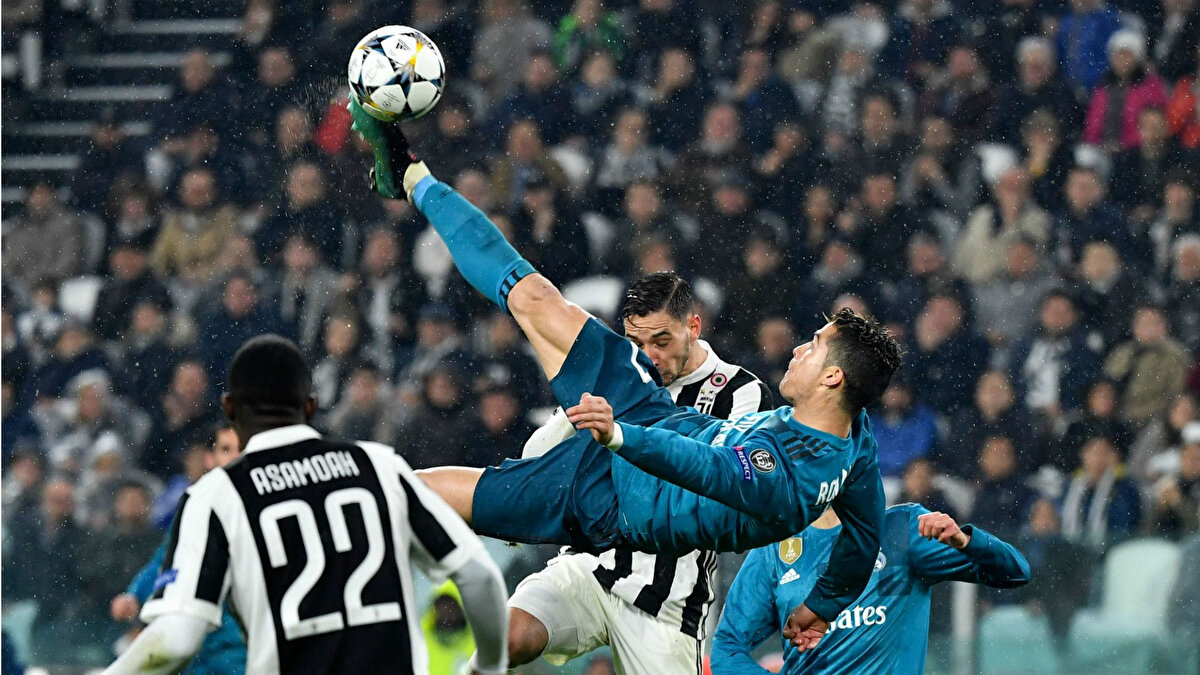 Cristiano Ronaldo – 100 milyon euro<br>Real Madrid → Juventus<br>(2018-19)