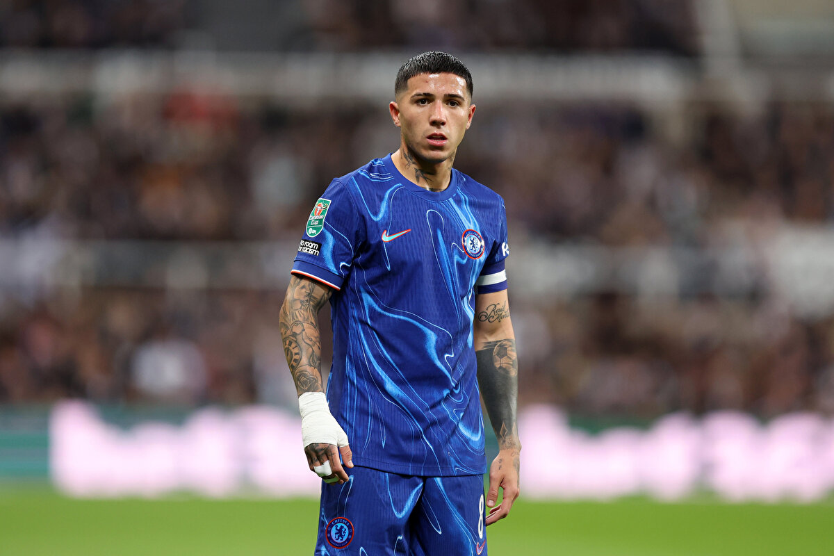 Enzo Fernández – 121 milyon euro<br>Benfica → Chelsea<br>(2022-23)