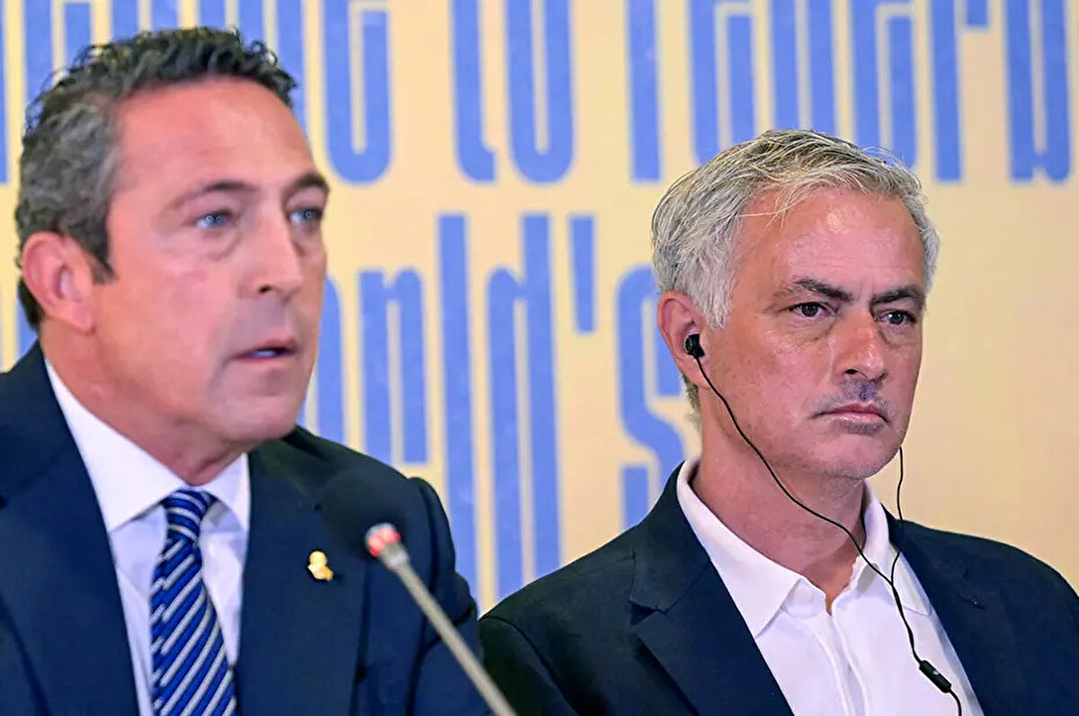 Hürriyet'te yer alan habere göre, Mourinho, yönetim ile yaptığı görüşmede transfer politikasından bahsetti.<br>