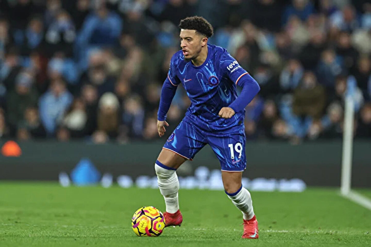 Sezonu Chelsea'de kiralık olarak tamamlayan Jadon Sancho'nun bonservisi Manchester United'da.<br>