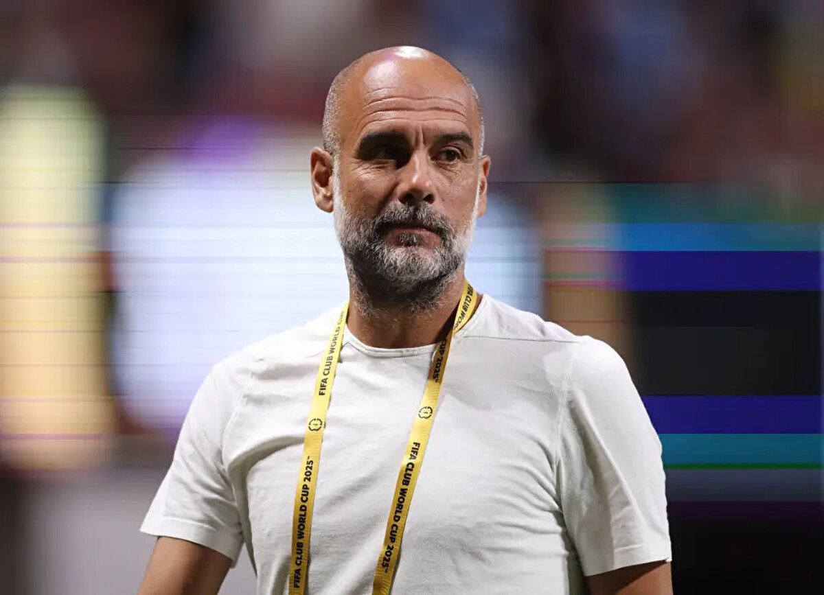 Deneyimli teknik direktör ayrıca, "Şu anda kadrodaki oyunculara tüm sezon sahip olmayı çok isterdim. Bunu çok isterdim. Oyuncularla ilgili, nasıl davrandıklarıyla ilgili hiçbir şikayetim yok. Sorun şu ki, sezon boyunca mutsuz olacaklar. Üzgün olacaklar, hayal kırıklığına uğrayacaklar. Bunu istemiyorum. Bu yüzden ne olacağını görmemiz gerekiyor. Transfer döneminin kapanmasına daha uzun bir zaman var. Adım adım ne olacağını göreceğiz." açıklamasında bulundu.<br>