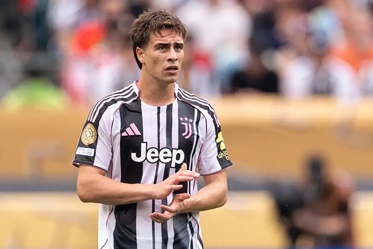 ANSA<br><br> "Dünya klasında bir Yıldız, Fas temsilcisi Wydad'ı 4-1 yenen ve Al Ain'e karşısında aldığı 5-0'lık galibiyetin ardından Kulüpler Dünya Kupası G Grubu'nda tam puana ulaşan Juventus'a liderlik ediyor. 10 numara, 'maçın adamı' ve aynı zamanda turnuvanın en golcü oyuncusu."<br>