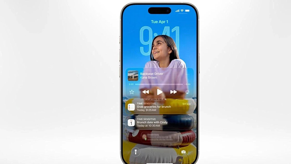 <br><br>Güncellemeyi yükleyen kullanıcıların çoğu, Apple’ın etkinlikte bahsetmediği pek çok özellik keşfetti.<br>