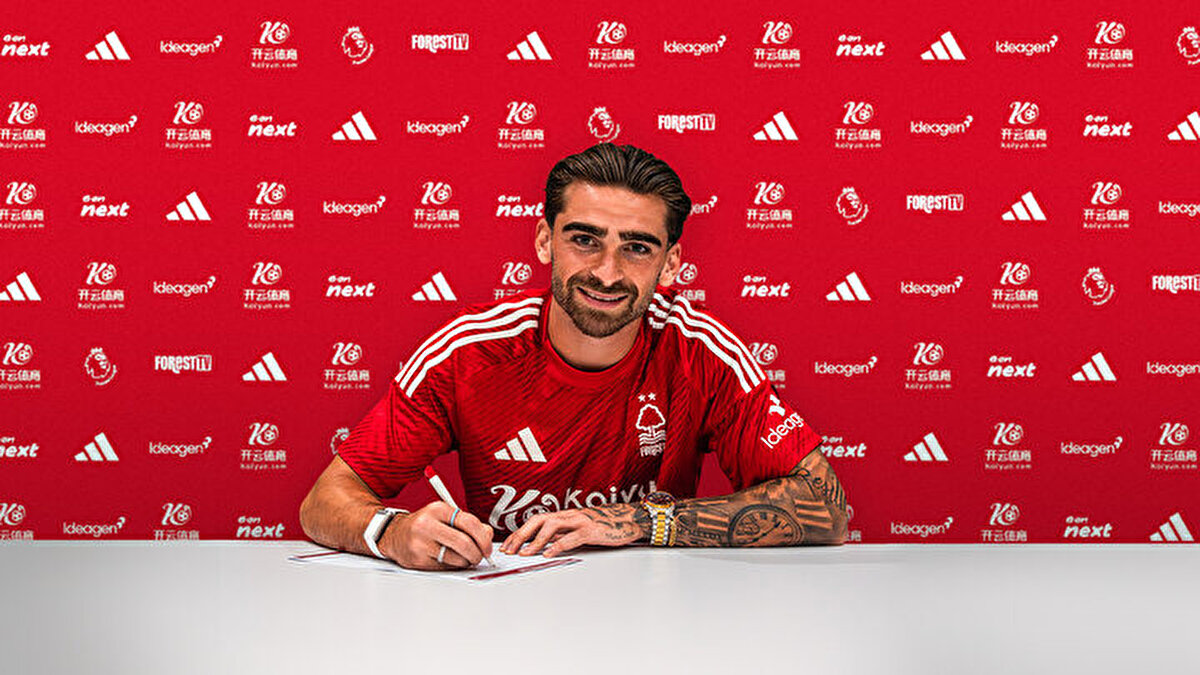 Sarı-lacivertliler, Nottingham ile temasa geçerek, oyuncunun şartlarını sordu. Teknik direktör Jose Mourinho kanat oyuncularının hızlı olmasını isterken Jota Silva'nın ismini yönetime verdiği kaydedildi. <br>