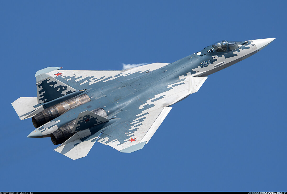 3. Sukhoi Su‑57 “Felon” (Rusya) – 5. nesil, süpermanevra ve stealth<br>reddit.com+5