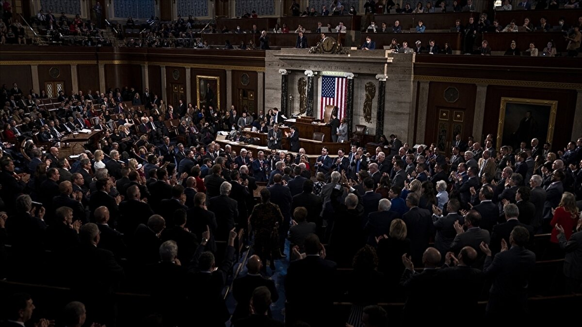 Axios haber sitesinin ulaştığı iç yazışmaya göre, Temsilciler Meclisi, WhatsApp uygulaması konusunda çalışanlarını uyardı.