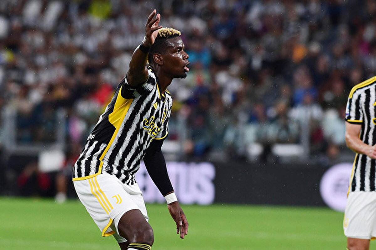 Pogba'nın önümüzdeki günlerde ülkesi Fransa'ya uçarak sağlık kontrolünden geçeceği ve ardından resmi sözleşmeye imza atacağı belirtildi.<br><br>