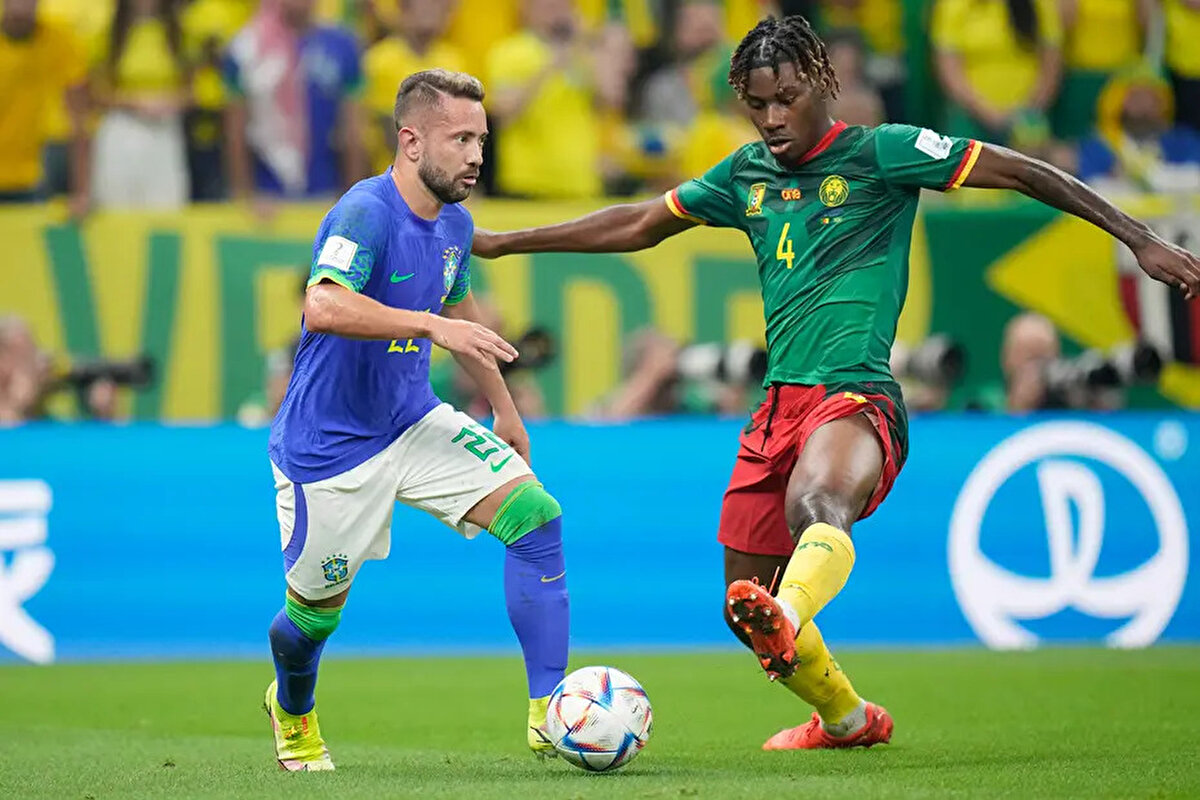 Bir diğer kaynak olan Foot-Africa, Trabzonspor’un hamlesini “net bir transfer girişimi” olarak tanımlarken, transferin birkaç gün içinde resmiyet kazanabileceğini öne sürdü.<br>