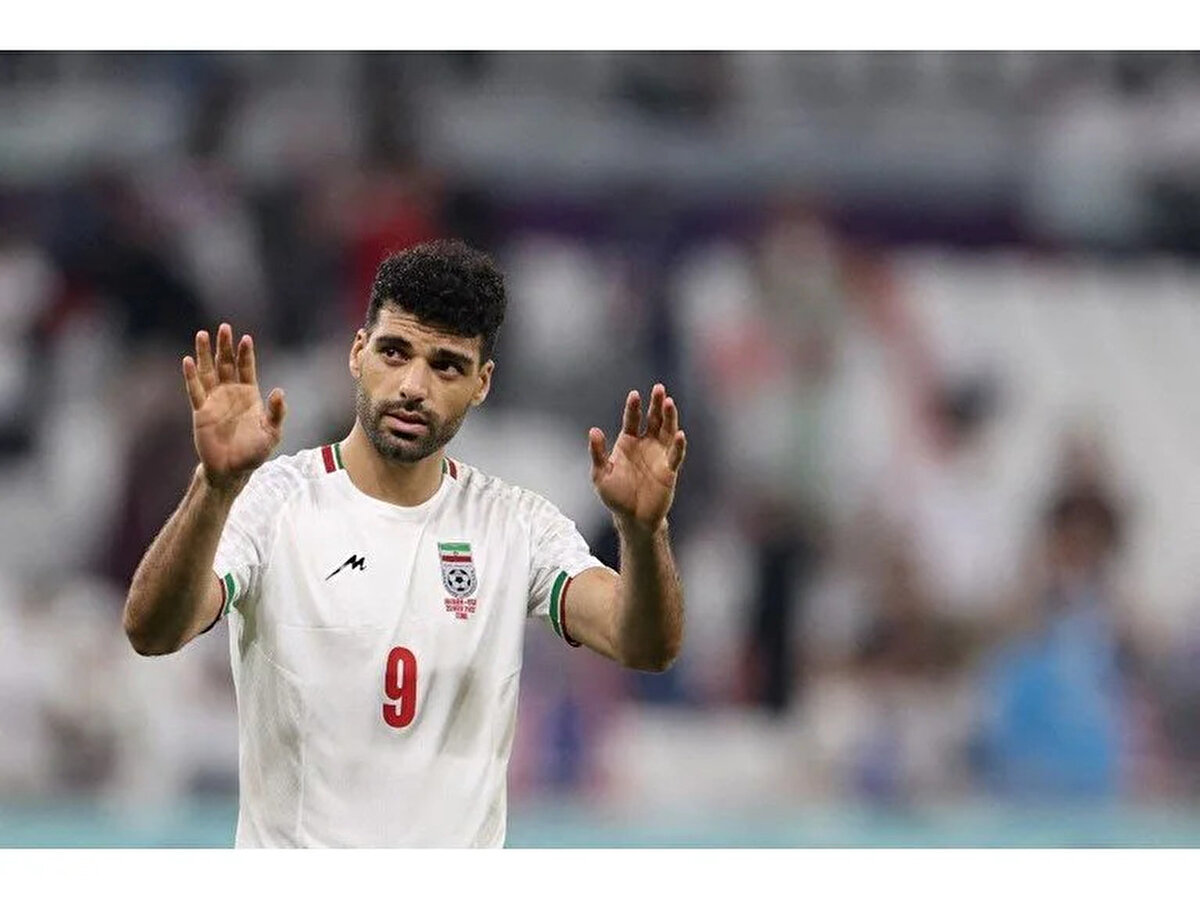 Inter forması giyen İranlı forvet Mehdi Taremi, Beşiktaş'a önerildi. İlk temaslar başladı.<br><br> (Sport Italia)<br>