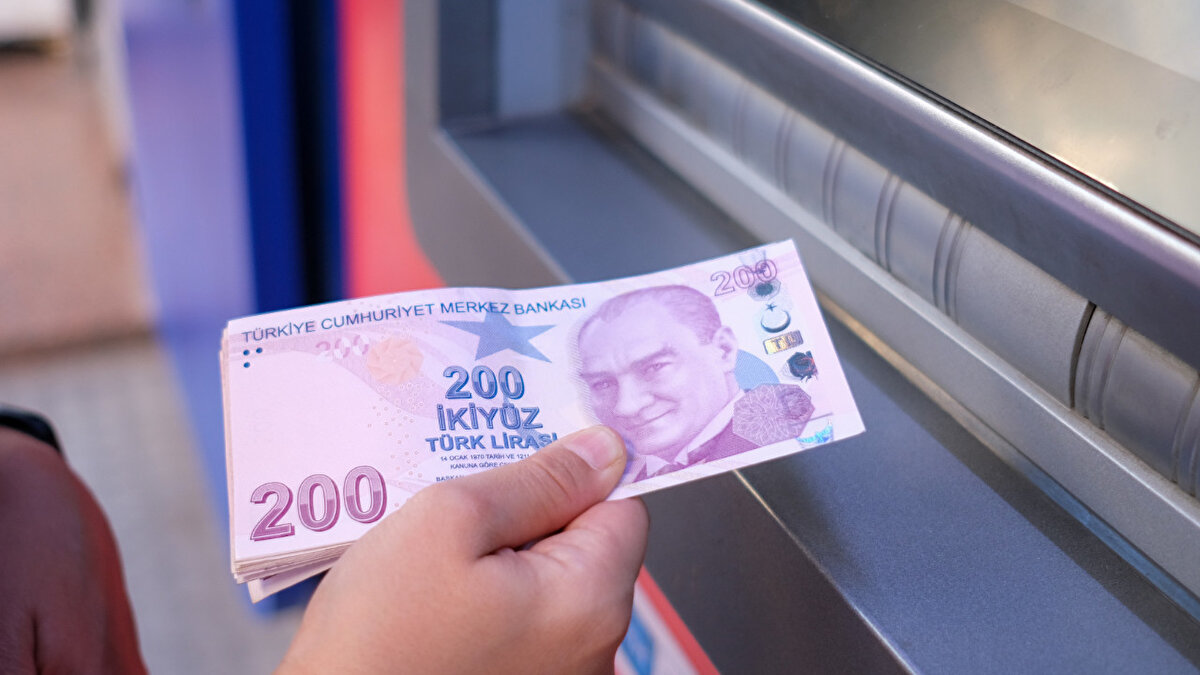 Ziraat Bankası: 12.000 TL’ye varan promosyon<br><br>Ziraat Bankası, emekli maaşını taşıyan SGK emeklilerine 12.000 TL’ye kadar promosyon sağlıyor.