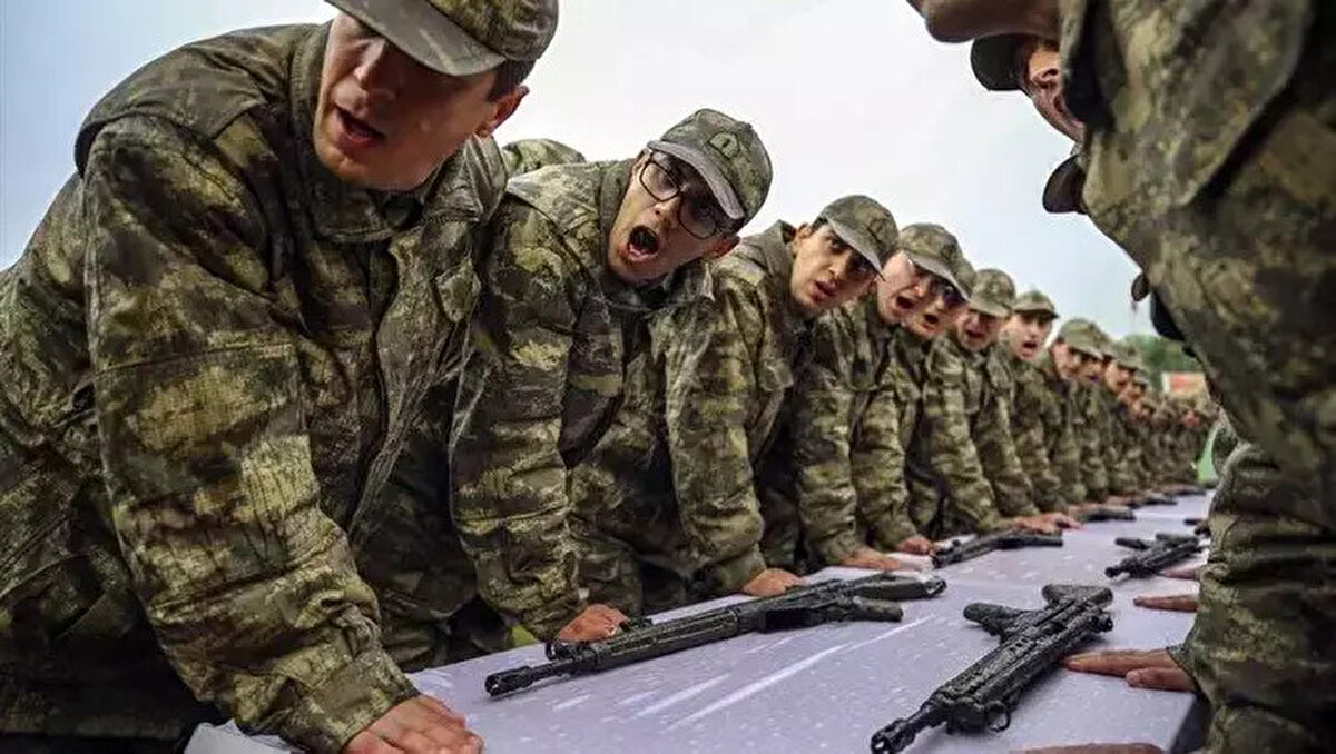 Ancak kesin rakam, memur maaş katsayısına göre Milli Savunma Bakanlığı tarafından temmuz ayının ilk haftasında duyurulacak. Ayrıca, yoklama kaçağı ve bakaya durumda olan adayların, bedel dışında ek ödeme yapmaları gerektiği unutulmamalı.