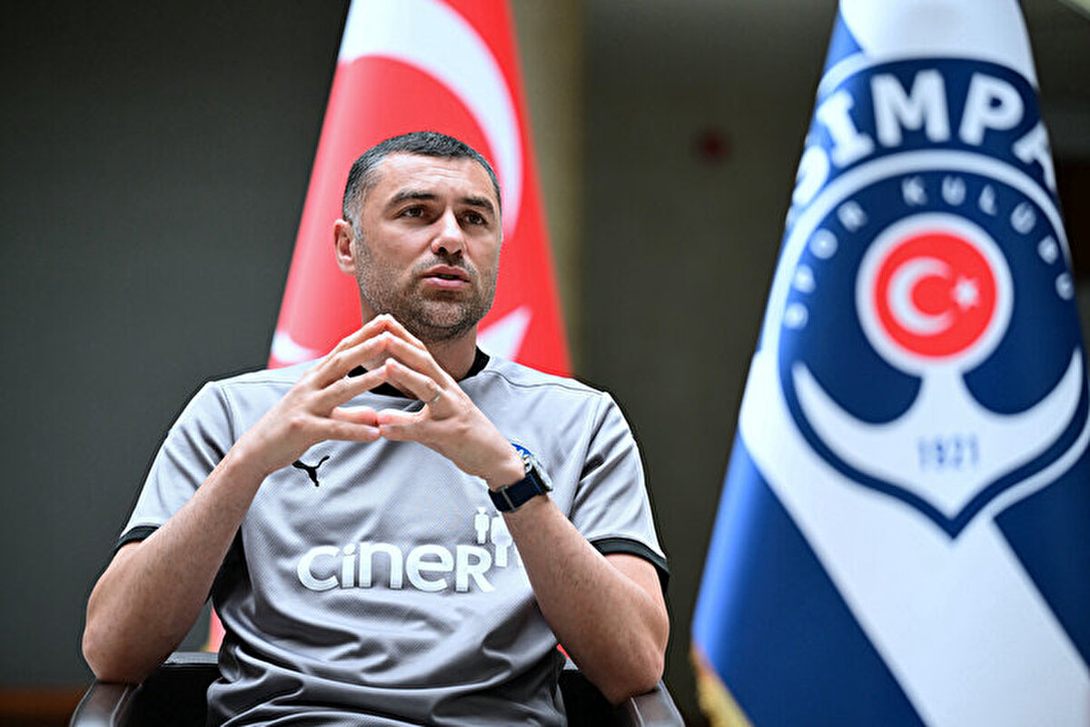 Trendyol Süper Lig ekiplerinden Kasımpaşa, teknik direktör Burak Yılmaz sonrası göreve getiren ismi açıklamaya hazırlanıyor.<br>
