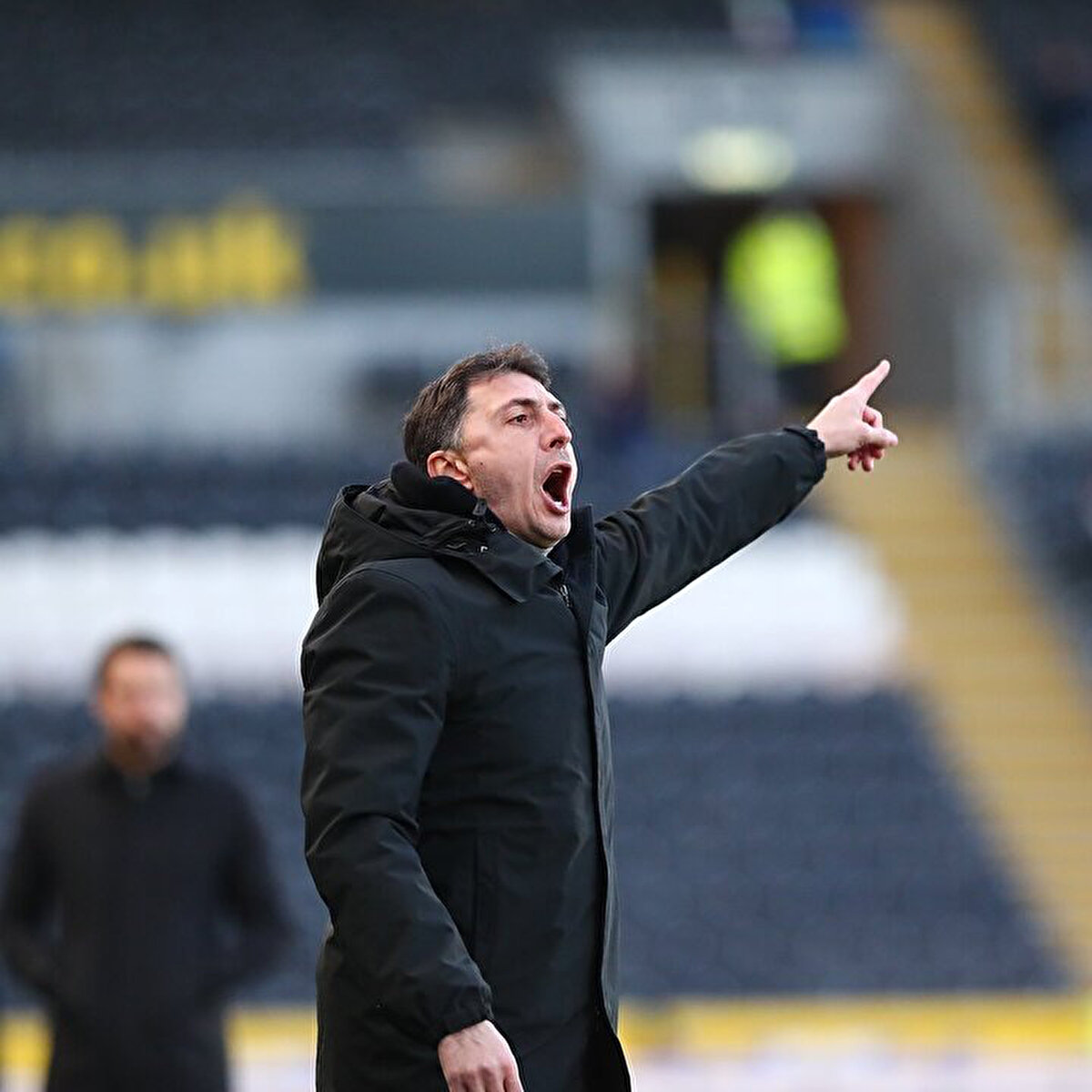 Ajansspor'un haberine göre; Kasımpaşa eski hocası Şota Arveladze ile anlaşma sağladı.<br>