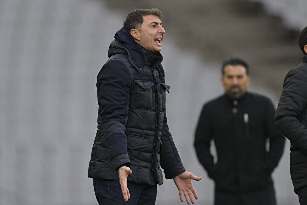 Mavi-beyazlı kulüp, Gürcü teknik adamla bir yıllık sözleşme imzalayacak.<br>