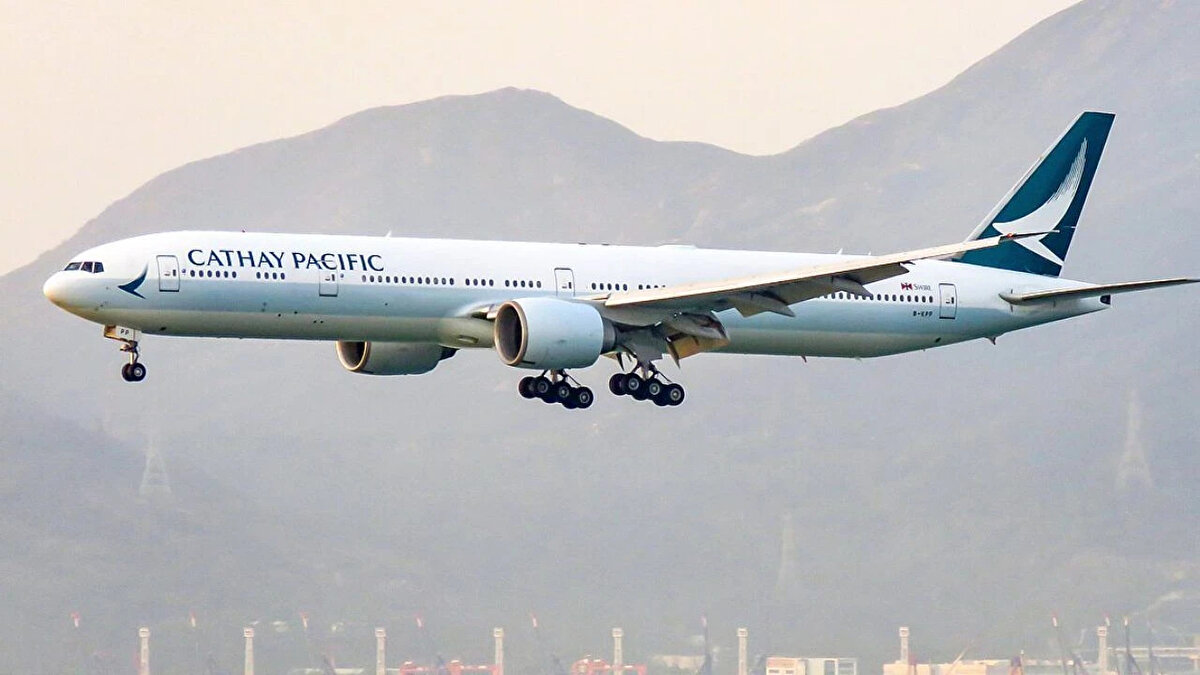 <br><br>3. Cathay Pacific<br>