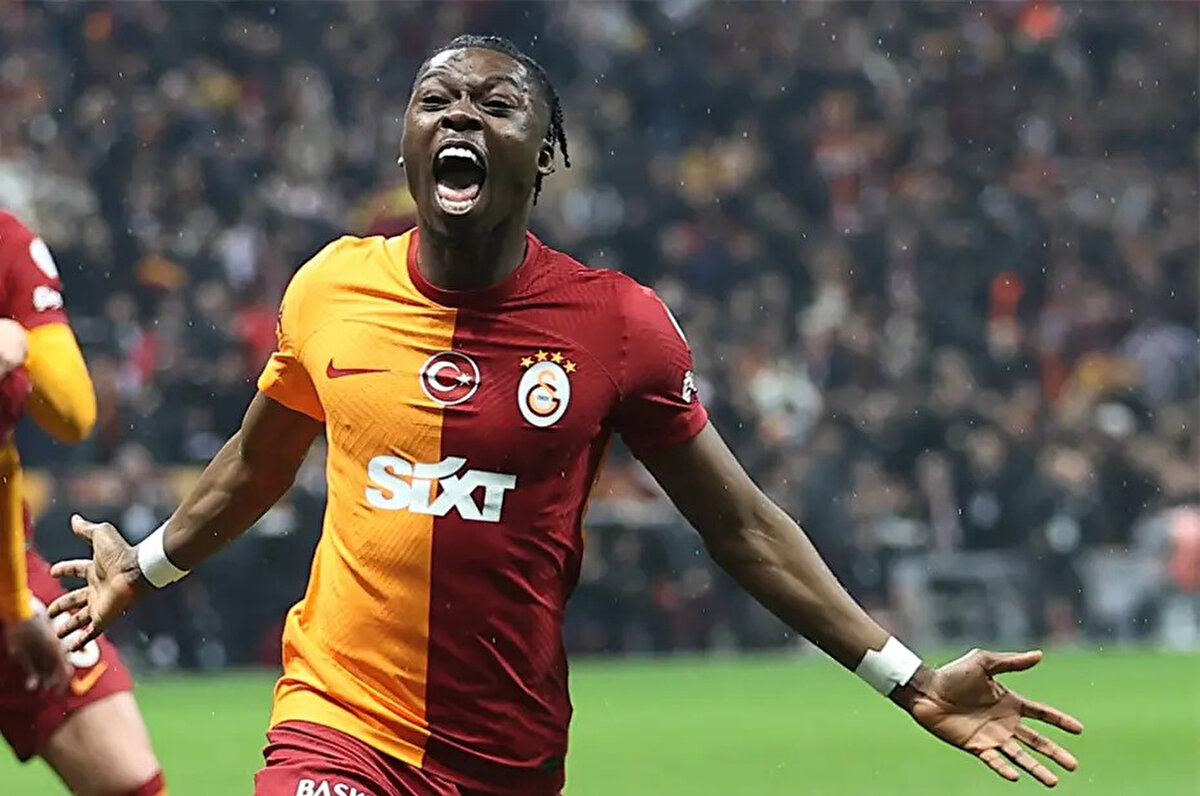 Köhn için 5 milyon euro talep eden Galatasaray, ara transfer döneminde 8 milyon euroya transfer edilen ve büyük hayal kırıklığı yaratan Cuesta'yı ise 6-8 milyon euro civarında bir rakamla elden çıkarmak istiyor.<br>