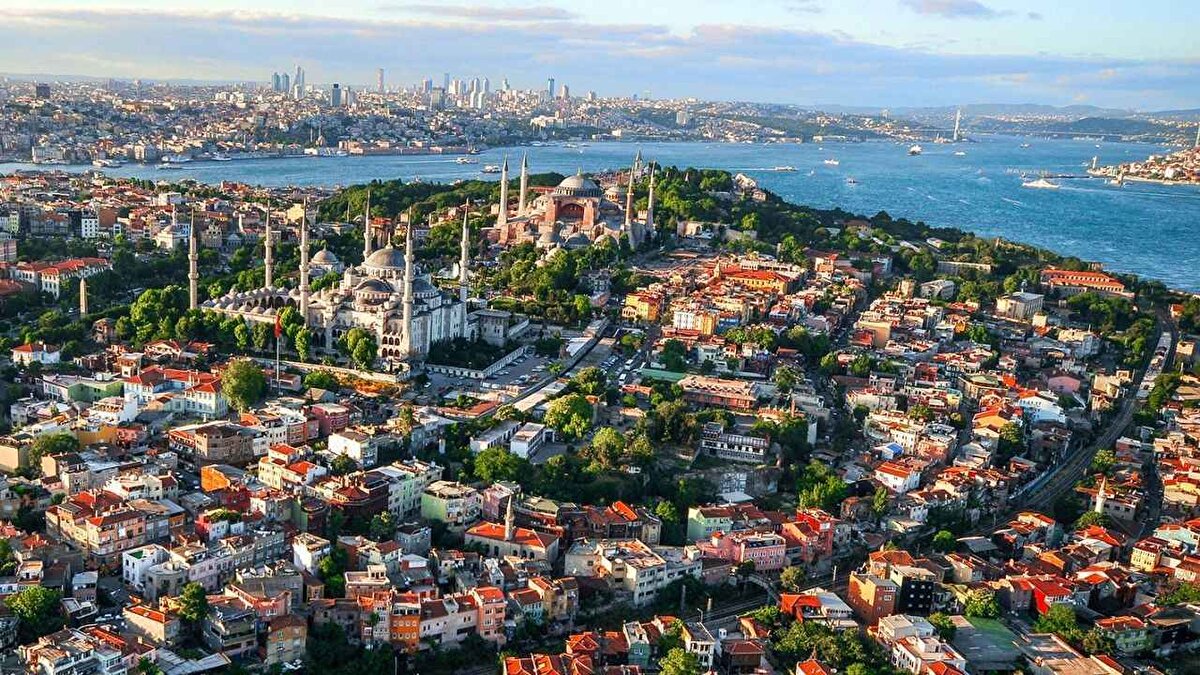 <br><br>7. İstanbul, Türkiye<br>