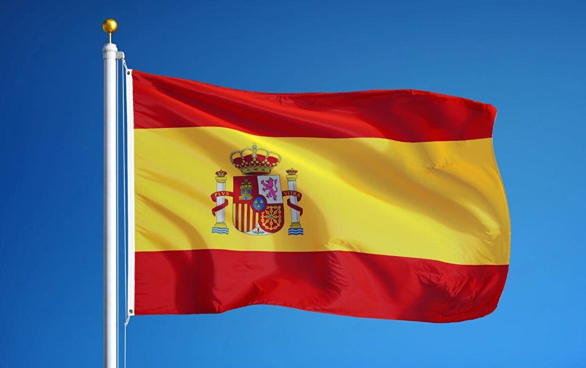 9. İspanya<br><br> Bütçe: ~20 milyar $<br><br> Asker: ~120.000<br> 📌 Güçlü donanma, F-18 ve Eurofighter filosu, NATO görevlerinde aktif rol.