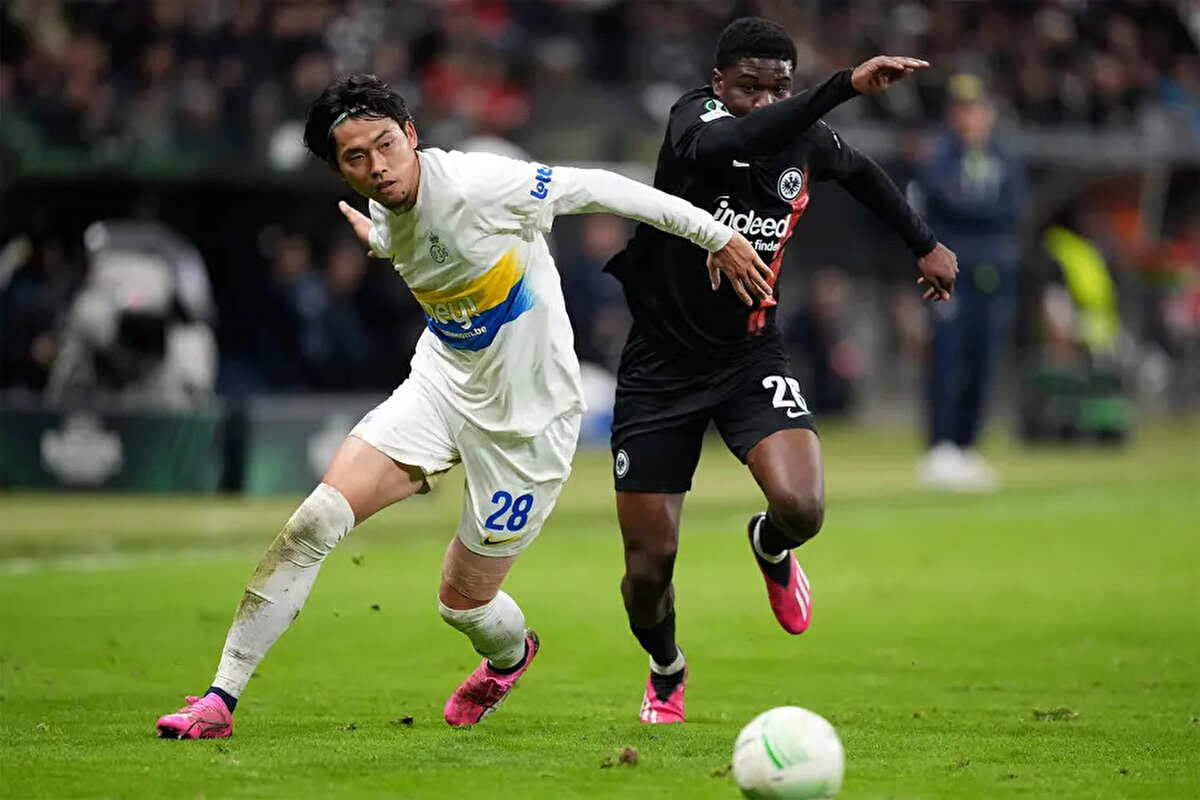 Galatasaray, stoper transferi için Mohamed Simakan'ın ardından Union SG forması giyen Koki Machida'yı da listesine dahil etti. <br><br>(Fanatik)