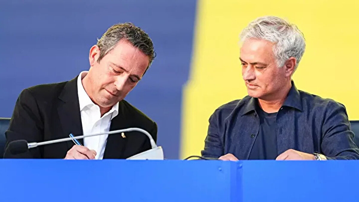 Yıldız oyuncunun, kulübüyle sözleşme uzattığı açıklandı.<br>