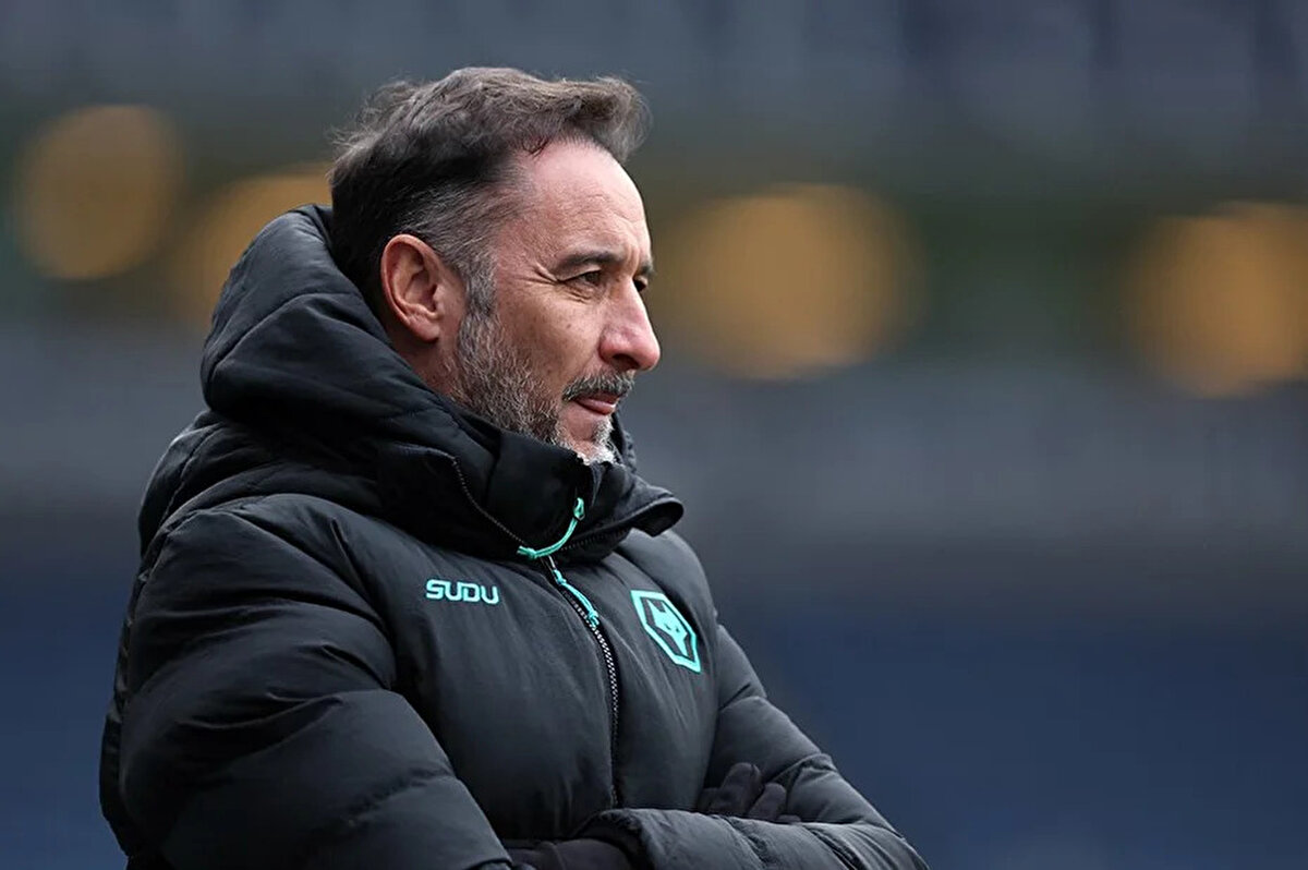 Onu her zaman daha çok '8' veya '10' olarak gördüm çünkü çizgiler arasında dengesizlik yaratma yeteneği var, ancak aynı zamanda topu yönetme, kendini konumlandırma ve uygulama yeteneğine de sahip. Zeki, almadan önce çözümler arıyor, kısa ve uzun oynayabiliyor, son pasları o atıyor, dışarıdan şut atıyor... Oyunu anlıyor ve her zaman daha fazlasını öğrenmeye çalışıyor. Elbette onu Modric'in yerinde oynarken görebiliyorum."<br>