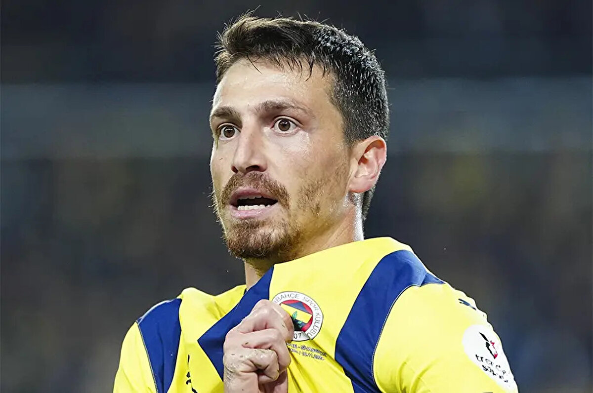 Fanatik'te yer alan habere göre, Fenerbahçe, Mert Hakan Yandaş'ın takımdaki geleceği için nihai kararı verdi.<br>