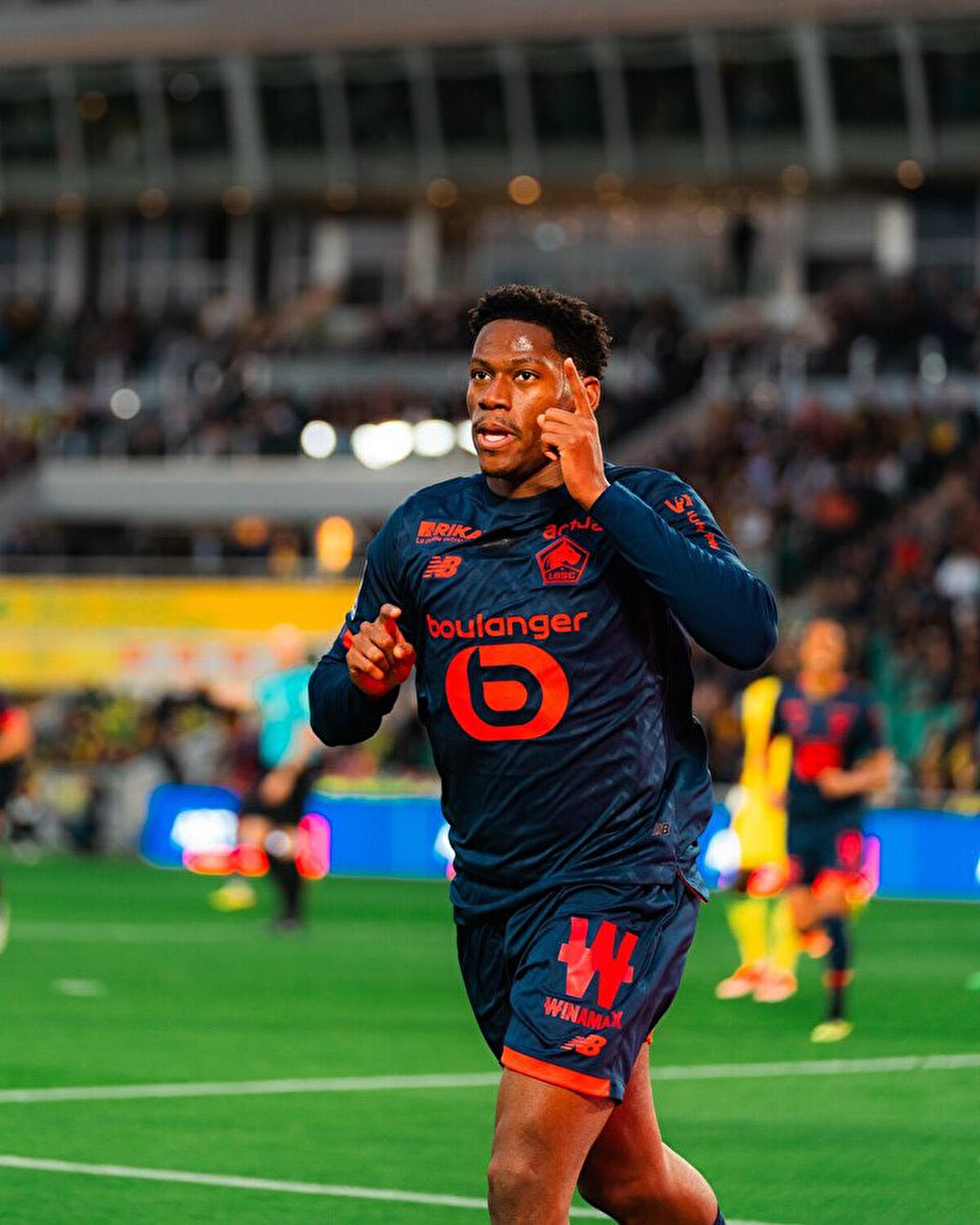 25 yaşındaki David, geride bıraktığımız sezon Lille formasıyla toplamda 49 maça çıkarken 25 gol atıp 12 asistlik performans sergiledi.<br>