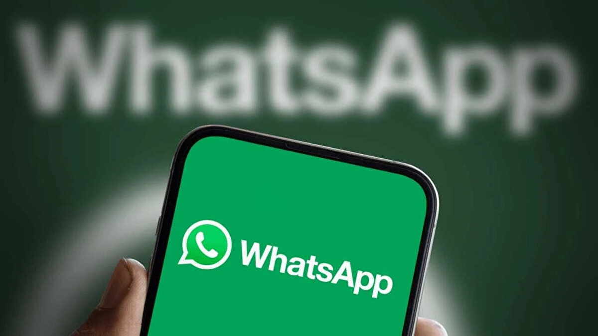 <br><br>Orijinal adıyla Message Summaries olan Mesaj Özxetleri, isteğe bağlı olarak sunuluyor ve varsayılan olarak kapalı geliyor. Bu arada WhatsApp’ta Gelişmiş Sohbet Gizliliği ayarını açarak, yapay zeka ile ilgili özellikler için hangi sohbetlerin paylaşılabileceğini de seçebilirsiniz.<br>
